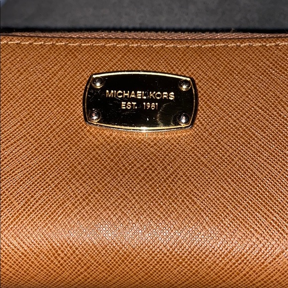 Michael Kors key holder, with zippered compartment - Picture 6 of 7